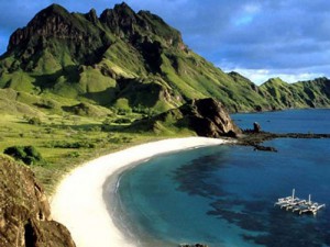 Flores Island ... tourist and cultural attractions. Image: Wikipedia