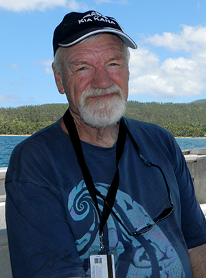 David Robie (not fishing) in Anelgauhat bay, Aneityum, on Christmas Day 2015. Image: Del Abcede