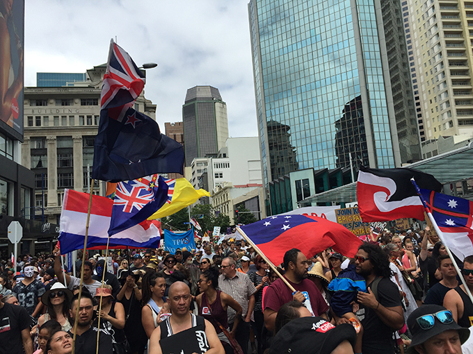 New Zealanders protest for democracy and sovereign choice in Auckland today. Image: Scott Creighton/AUT