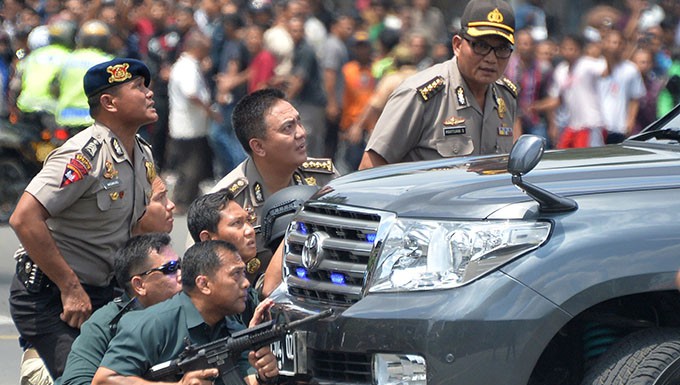 One Jakarta terror bombing suspect still at large, says police chief