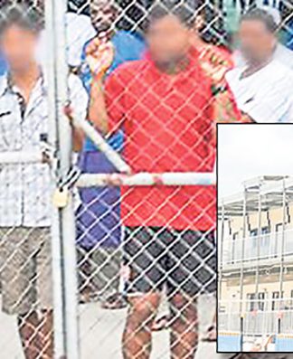 Manus Island detention centre to close following PNG court ruling