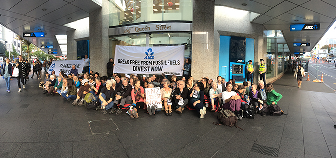 The blockaded ANZ branch in Queen St today. Image Ami Dhabuwala/APJS