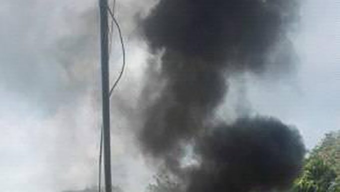 UPNG students clash with Uniforce officers, cars torched and library stoned