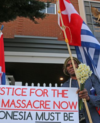 Gallery: Biak isn’t forgotten – protesters raise Morning Star flag in Sydney