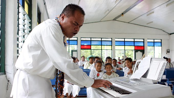 Samoan photographer wins ‘changing lives’ artist residency in Apia