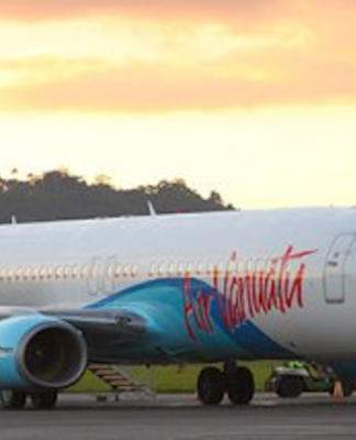 PM steps in to halt Air Vanuatu’s planned termination of ni-Vanuatu pilots