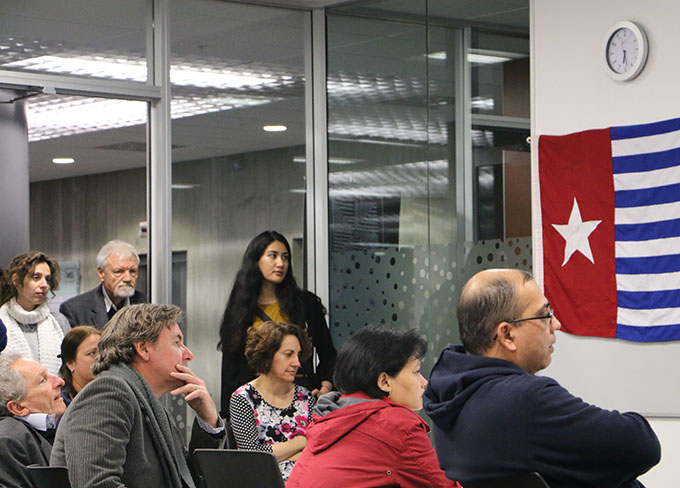 Some of the media educators and journalists at the Oceania Interrupted korero last night. Image: Ami Dhabuwala/PMC