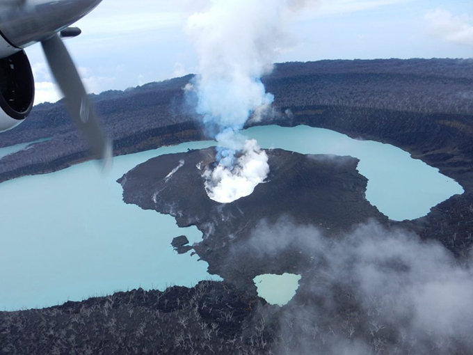 Vanuatu Pressing Ahead With Ambae Volcano Island Evacuation Plan Asia 