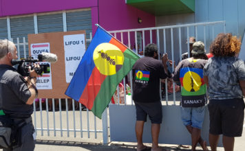Gallery: Global media cover historic New Caledonia independence referendum