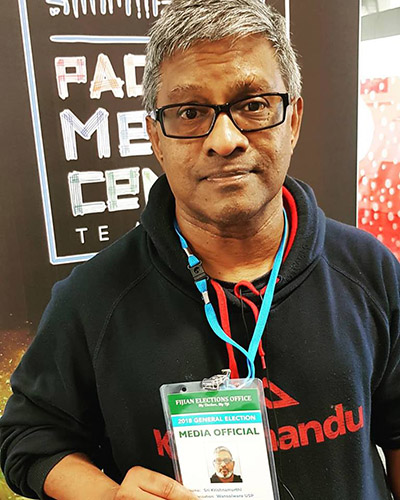 AUT Pacific Media Centre’s Sri Krishmamurthi arrived in Fiji today to report the elections with the Wansolwara team at the University of the South Pacific. Image: David Robie/PMC