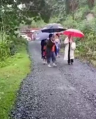 Fijians urged to vote after ‘worrying’ turnout in stormy weather