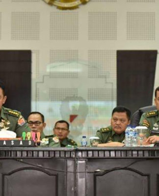 Australia and Indonesia agree to step up military cooperation