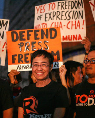 Alexandra Wake: Students on frontline for media truth in a fact-less world Rappler CEO Maria Ressa