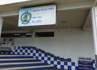 Vanuatu police