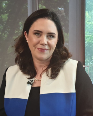 Dr Anita Sands
