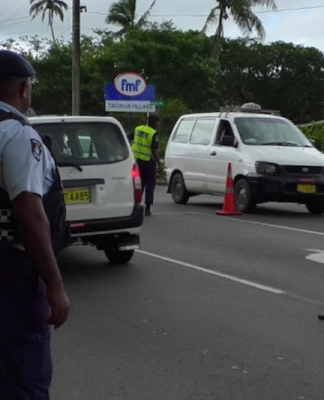 Fiji police make 193 virus lockdown violation arrests, blast ‘selfish group’ Fiji checkpoint
