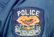 PNG police badge