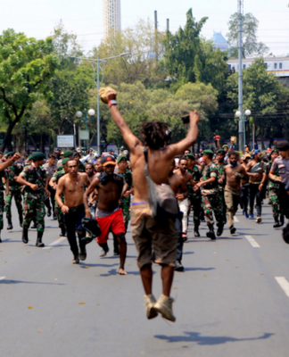 Seven Papuan protesters jailed for treason amid drop charges call Papuan protest 2019
