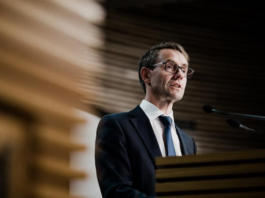 Dr Ashley Bloomfield 160820