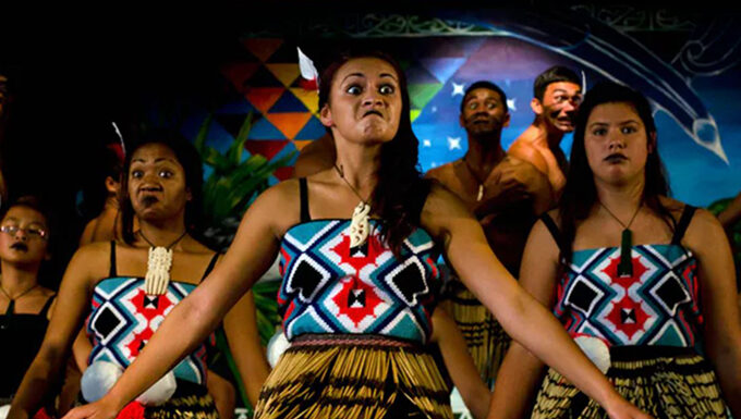 Making te reo Māori cool: Language revival lessons from the Korean Wave