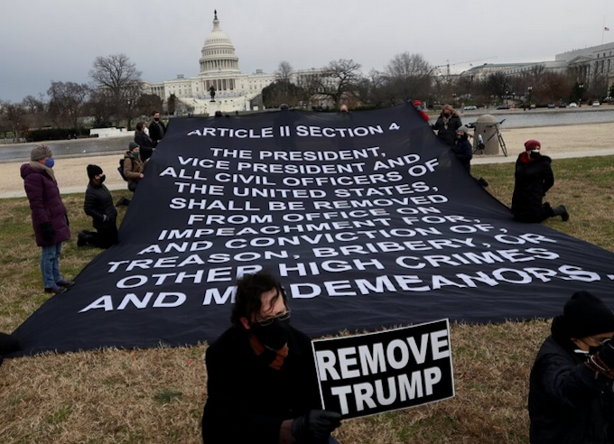 Remove Trump banner