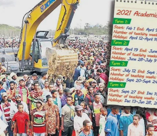 Crowd at Jiwaka