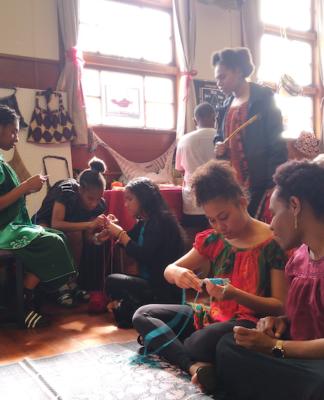 Bilum making