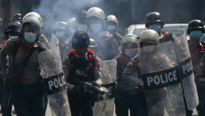 Myanmar police