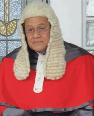 Supreme Court upholds original proclamation in Samoan crisis Chief Justice Satiu Simativa Perese