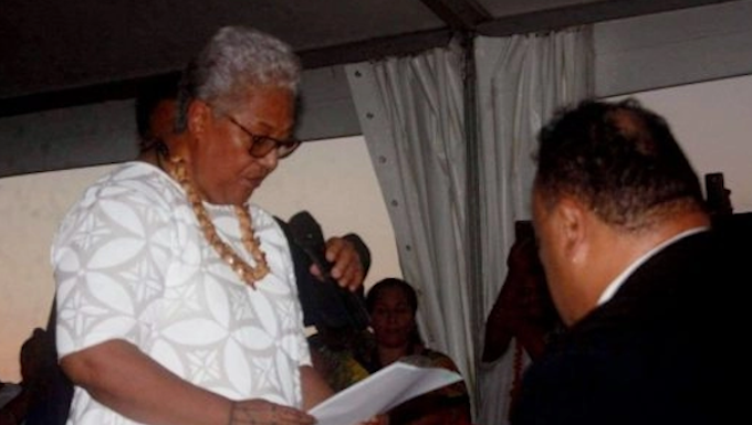 Fiame Naomi Mata'afa being sworn in