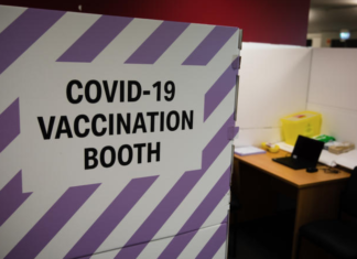 A NZ covid vaccination booth 140621