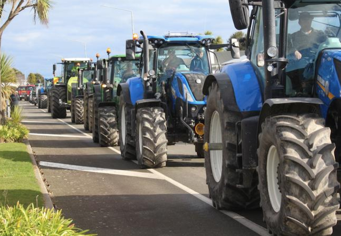 'Howl of rage' tractor protest