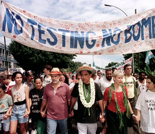 Oscar Temaru leads anti-nuclear tests