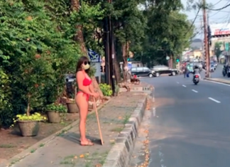 Instagram posting of Dinar Candy protest