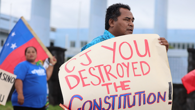 Protest over Samoa constitution 020821