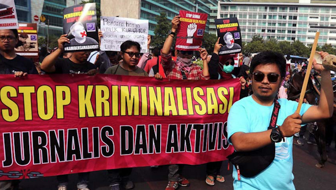 Jakarta protest against crimalisation of journalists
