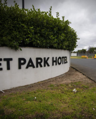 Jet Park Hotel