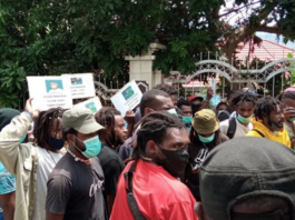 Papuan protesters in Jayapura 300821