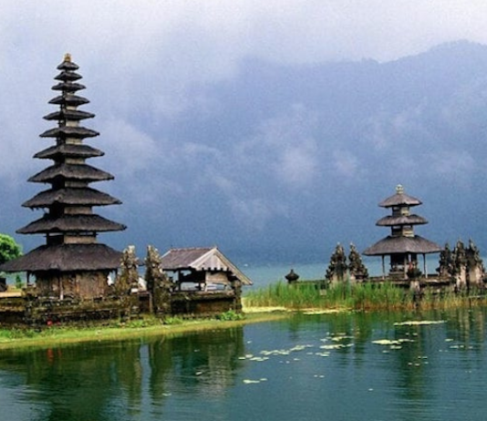 Bali opens up for tourism