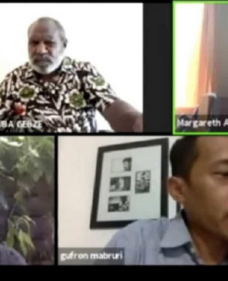 Gufron Mabruri (bottom right) and M. Haripin (bottom left)