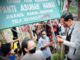Activists say Jokowi’s West Papua visit only to bolster image – no benefits President Joko Widodo buys traditional noken