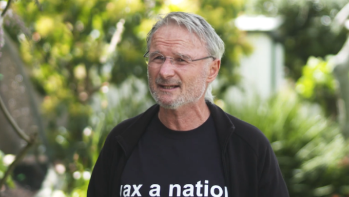 University of Auckland professor of epidemiology Dr Rod Jackson