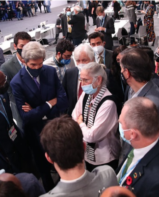 World strikes ‘uncomfortable’ pact at COP26 climate summit COP26 final day huddle