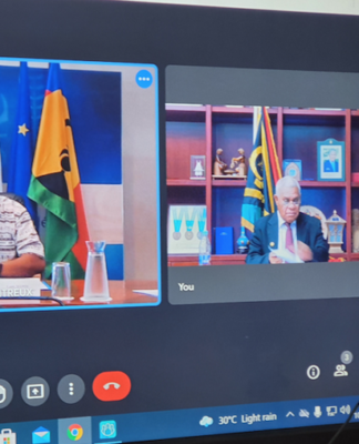 Kanaky's Louis Mapou (left) talks to Vanuatu President Bob Loughman