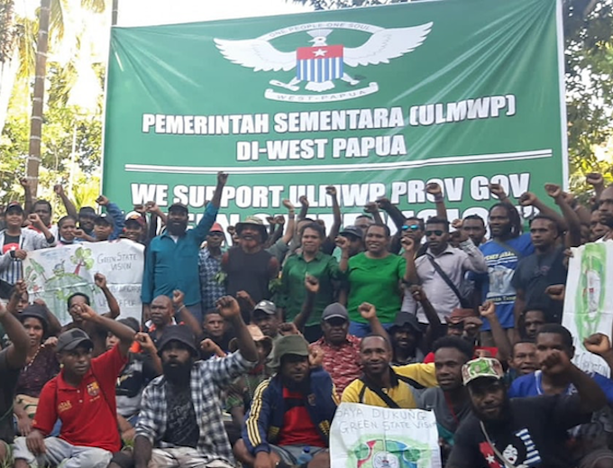 A Papua Green State rally