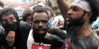 Papuan students protest on Ambon