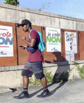 "Non" to independence vote posters in Noumea