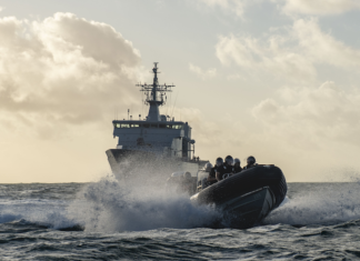 HMNZS Wellington deploys dive teams in Tonga