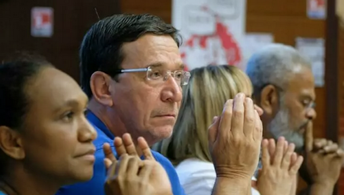 Gomes calls for ‘consensus’ in charting Kanaky New Caledonia’s future New Caledonia's Philippe Gomes