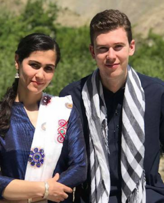 Muzhgan Samarqandi and her husband Daniel Kleinsman